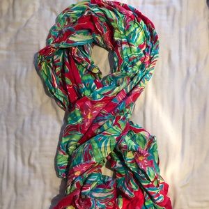 Lilly Pulitzer Oversized Scarf in Jungle Tumble